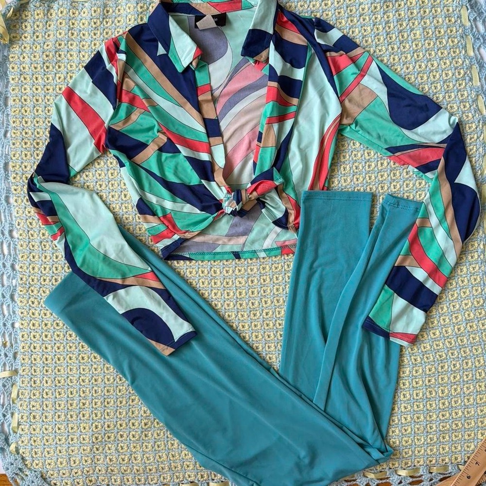 Cherie Vintage 70s Style Geometric Tie Front Blouse & Leggings Set M Teal Multi